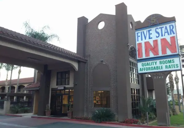 Five Star Inn Main image